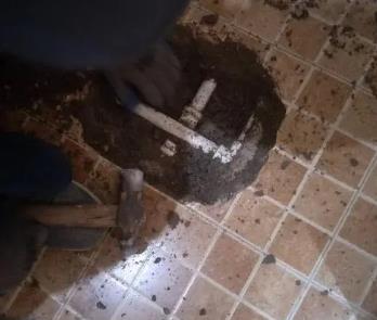 平武卫生间漏水维修公司为您分享下卫生间渗水如何处理及注意事项